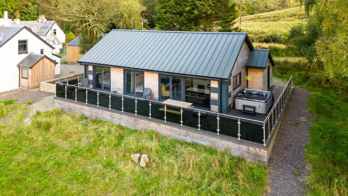 New Build Lodge With Stunning Views Of Loch Awe Hayfield  Luaran gambar