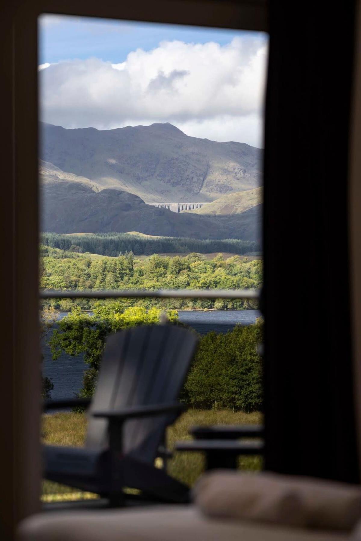 New Build Lodge With Stunning Views Of Loch Awe Hayfield  Luaran gambar