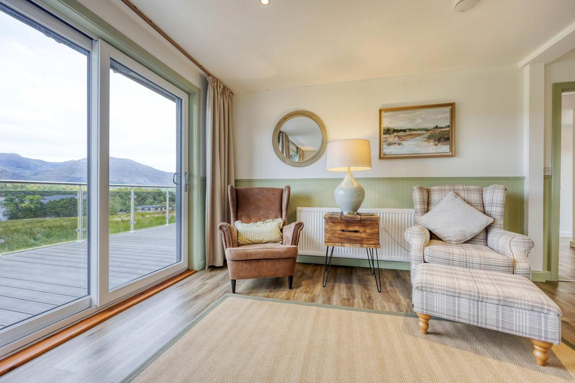 New Build Lodge With Stunning Views Of Loch Awe Hayfield  Luaran gambar