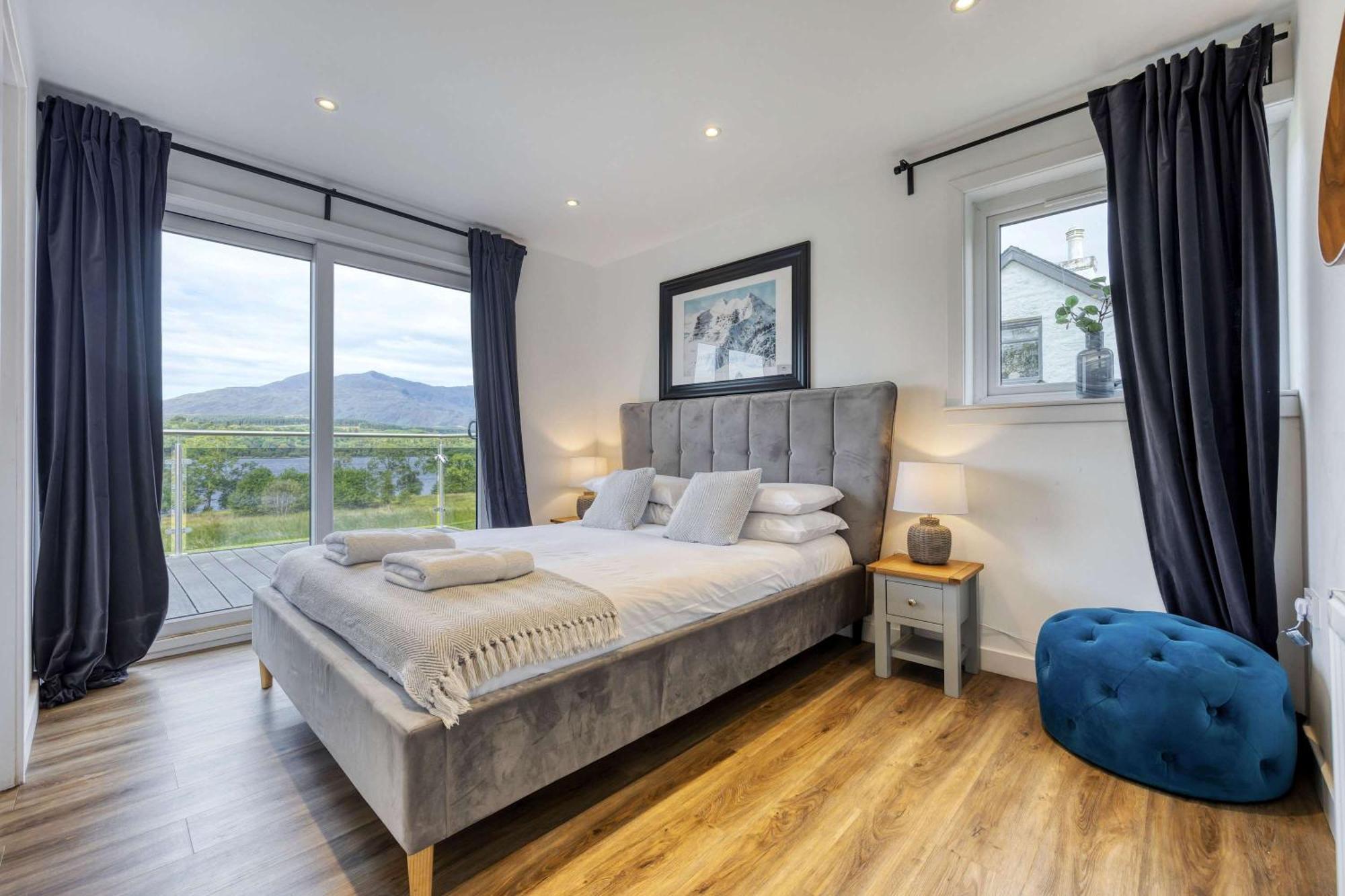 New Build Lodge With Stunning Views Of Loch Awe Hayfield  Luaran gambar